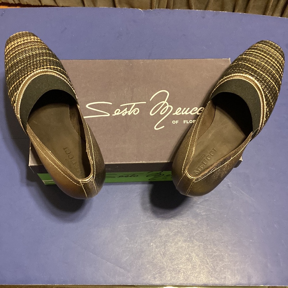 Italian Sesto MEUCCI of Florence Women’s Flat Shoes Size 8,5 Slip On Lightweight